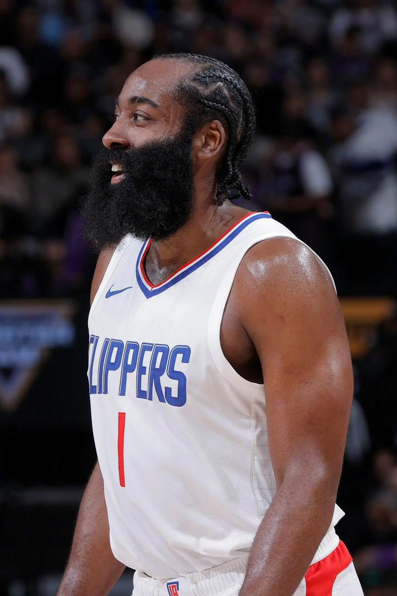 埃斯特旺：能理解亚马尔今天的处境，库库雷利亚超级难对付（埃斯特旺：理解亚马尔当下的处境，库库雷利亚非常难缠）