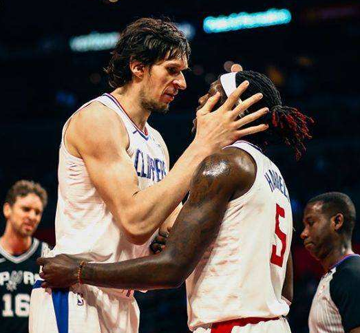 东体：河南球迷反思心态有点飘，俱乐部人士提到“大热必死”（东体：河南球迷自省心态有些浮，俱乐部人士称热门易翻车）