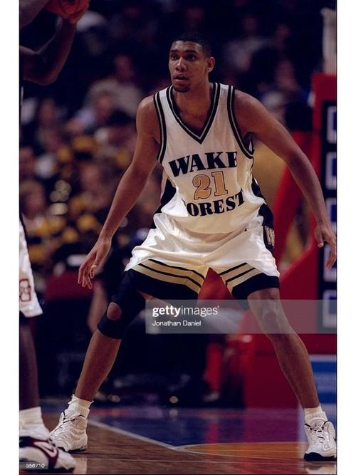 萨内蒂谈何塞普车祸事件：意外总是难免的，我们都会支持他（谈及何塞普车祸，萨内蒂：意外难免，我们会全力支持他）